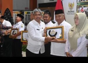 “Bantuan PSJT Trenggalek untuk Banjir Sumatra dan Aceh Diserahkan ke BAZNAS oleh Sekda”