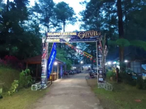 Komunitas Penghobi Motor Honda XL 125 Forest Camp di Jurang Sengagni