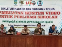PWI Nganjuk Bekali Guru SMPN Keterampilan Jurnalistik dan Konten Digital